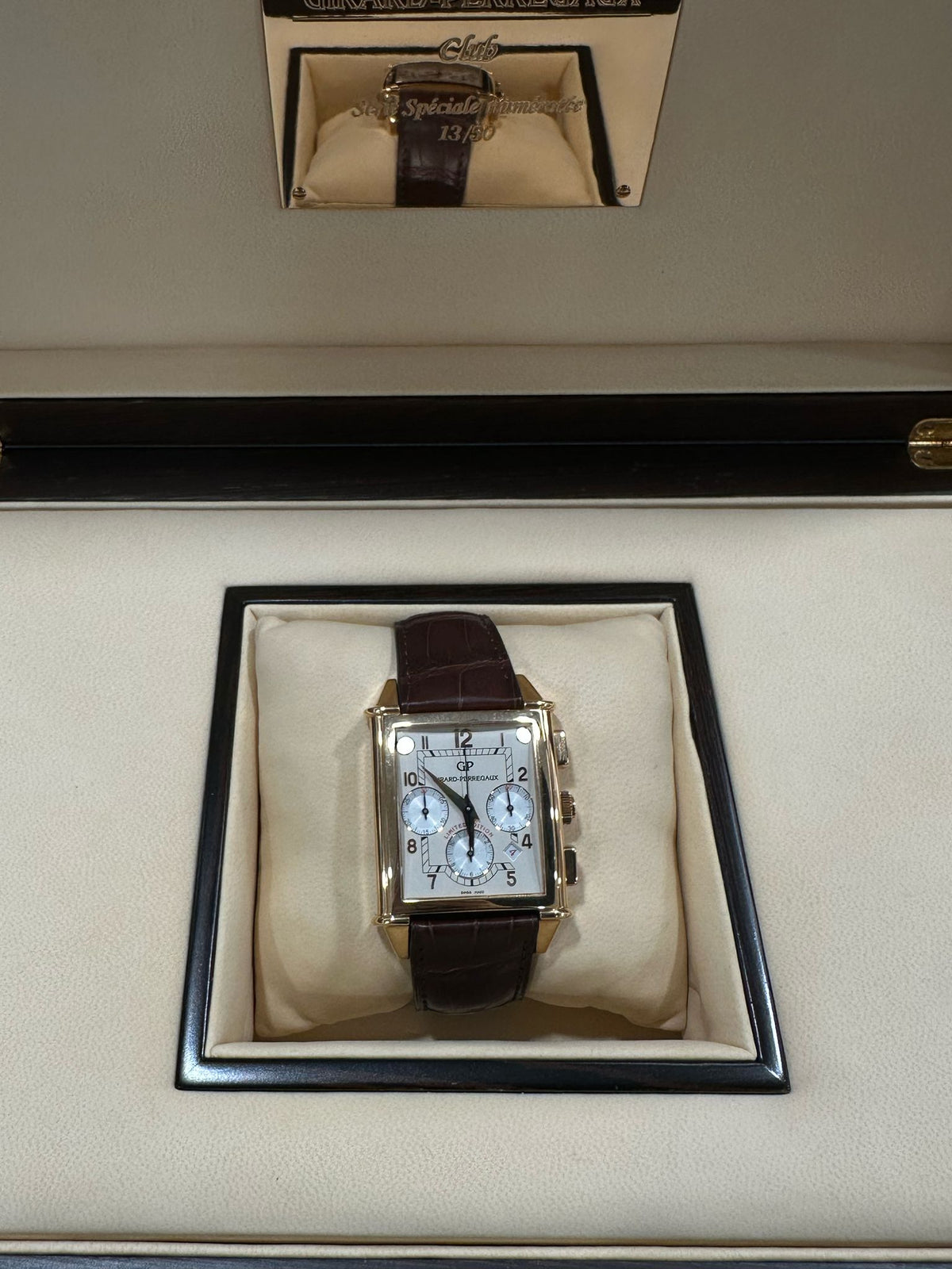 GIRARD PERREGAUX 1945XL